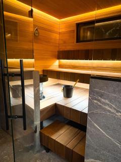 Aurora Riverside Residence - 5