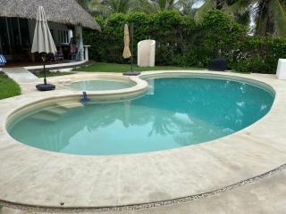 Casa Nu'u Beach Front - 1