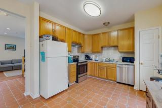 Townhomes of Providence --- 26 John Hall Drive - 2