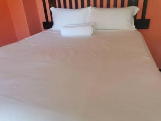 Mary-Jo Bed and Breakfast - 7