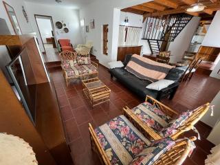 CASA CHOMULLCO, plena peatonal, entre 2da y 3ra bajada - 1