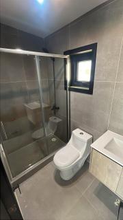 Increíble casa con vista al lago - 7