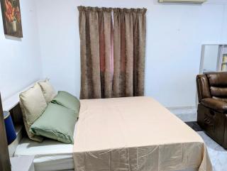 Fully Private Furnished Deluxe Studio Near Avenues Mall - 4