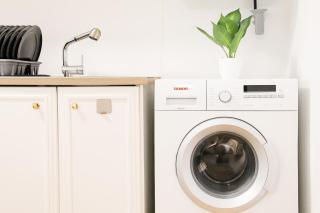 Central Premium Renovated Apartment with River View - 2