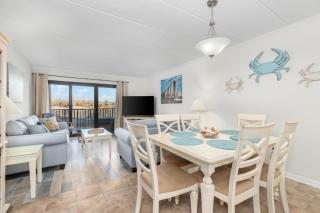 2 Bedroom Ocean Front Condo in Ocean Trail! - 5