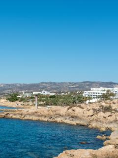 Bluora Apartment, 1BR Sea View, Balcony, Swimming Pool, Parking, 500 Meters from the Beach - 6