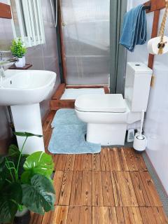 Valley view cabin in the woods on a farm - 8