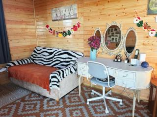 Valley view cabin in the woods on a farm - 5