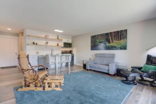 Romantic Riverfront Studio in Downtown Bend - 9