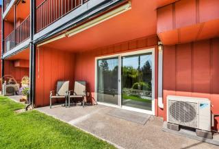 Romantic Riverfront Studio in Downtown Bend - 3