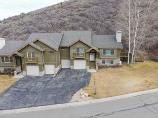 Spacious Park City Retreat with Private Hot Tub - 1