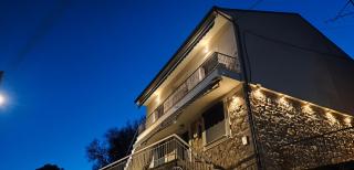 Quiet pocket lake view - 6