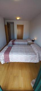 Vivienda con 2 dormitorios, garaje y terraza a 10 minutos de Valladolid - 2