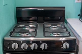 J & B Studio Apartment - 6