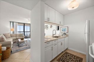 Beautiful Ocean Views From Your Balcony! - 2