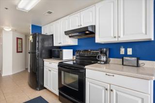 Spectacular 3-Bedroom Bayside Pointe On the Bay Condo! - 3