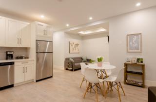 2BR Suite Close to Transit - Great for FIFA Vancouver - 2