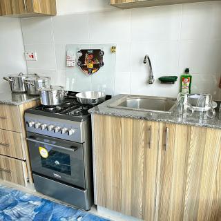 UrbanPulse - Studio Apartment 5 minutes to CBD, Parklands and Westlands - 2