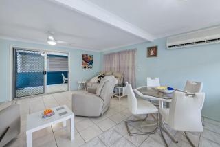 Periwinkle Blue - Pet Friendly, Golden Beach - 6