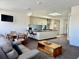 Modern Apartment in the heart of town - 1