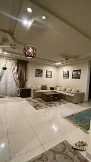 Luxury One Bed Apartment, Bahria Town Phase 3 - 3