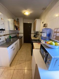 Casa cómoda, amplia y con excelente ubicación - 2