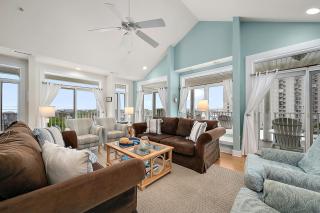 Beautiful Ocean and Bay Views from this Premier 5 Bedroom Property In St Kitts! - 0