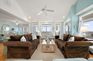 Beautiful Ocean and Bay Views from this Premier 5 Bedroom Property In St Kitts! - 8