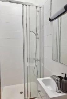 Le Perchoir Toulousain - Studio with Shared WC in the Heart of Rue Alsace Lorraine - 2
