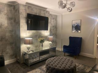 3BR Sleeps 6 Free Parking Near Glasgow City Centre - 8