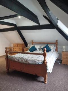 Beautiful grade 2 listed flat - 4