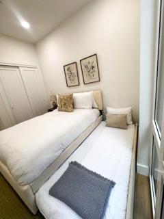 Luxury 2-bed at The Vera Rooftop Deck, Near MBTA - Boston - 2