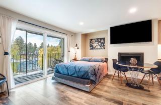 Downtown Renovated Condo w Views of the Deschutes - 5