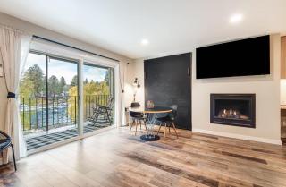 Downtown Renovated Condo w Views of the Deschutes - 6