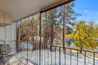 Downtown Renovated Condo w Views of the Deschutes - 6