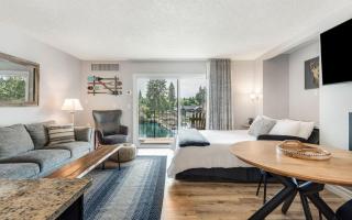 Steps to the Deschutes 10 Minute walk to Downtown - 5