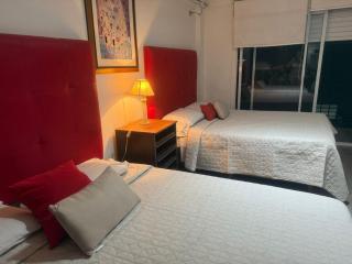 alquiler por dia Palermo ex villa Crespo avenida Corrientes 6116 a pasos Movistar Arena hasta 5 personas piscina cochera wifi SE SOLICITA SEÑA - 1