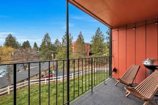 River View Condo- Edge of Downtown - 1