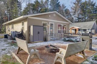 Quiet Lake Nokomis Cabin, 8 Mi to Dtwn Tomahawk! - 8