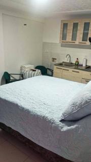 Cómoda y bonita habitación Independiente - 2