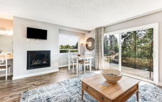 Riverfront Condo with Amazing View - Downtown Bend - 0