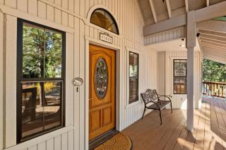 Silverpine Chalet with Gym Family Friendly - 3