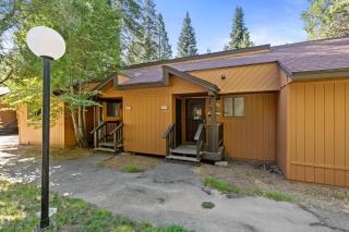 Wilderness Hideaway-Across from the pool & spa - 6