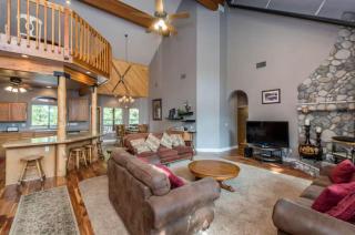 Handels Pride- Family friendly Game Room & Views - 2