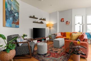 Chic King Bedroom B - Huge Patio - 95 Walk Score! - 9