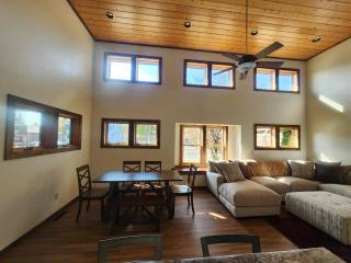 Mercer Town House - 8