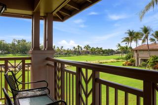 Townhouse with pool & golf course views - 9
