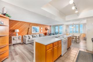 3 Bedroom Ocean Front Condo in Highly Desired Quay - 6