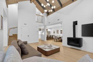 Verbier Tremblant Luxurious Scandinavian Chalet - 1