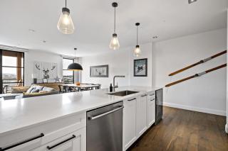 Horizon Tremblant Luxury Ski in Ski out Chalet - 5